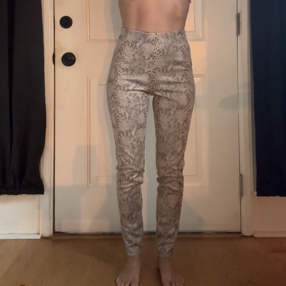 Snakeskin Pattern Faux Suede Legging Pant - Picture 2 of 10